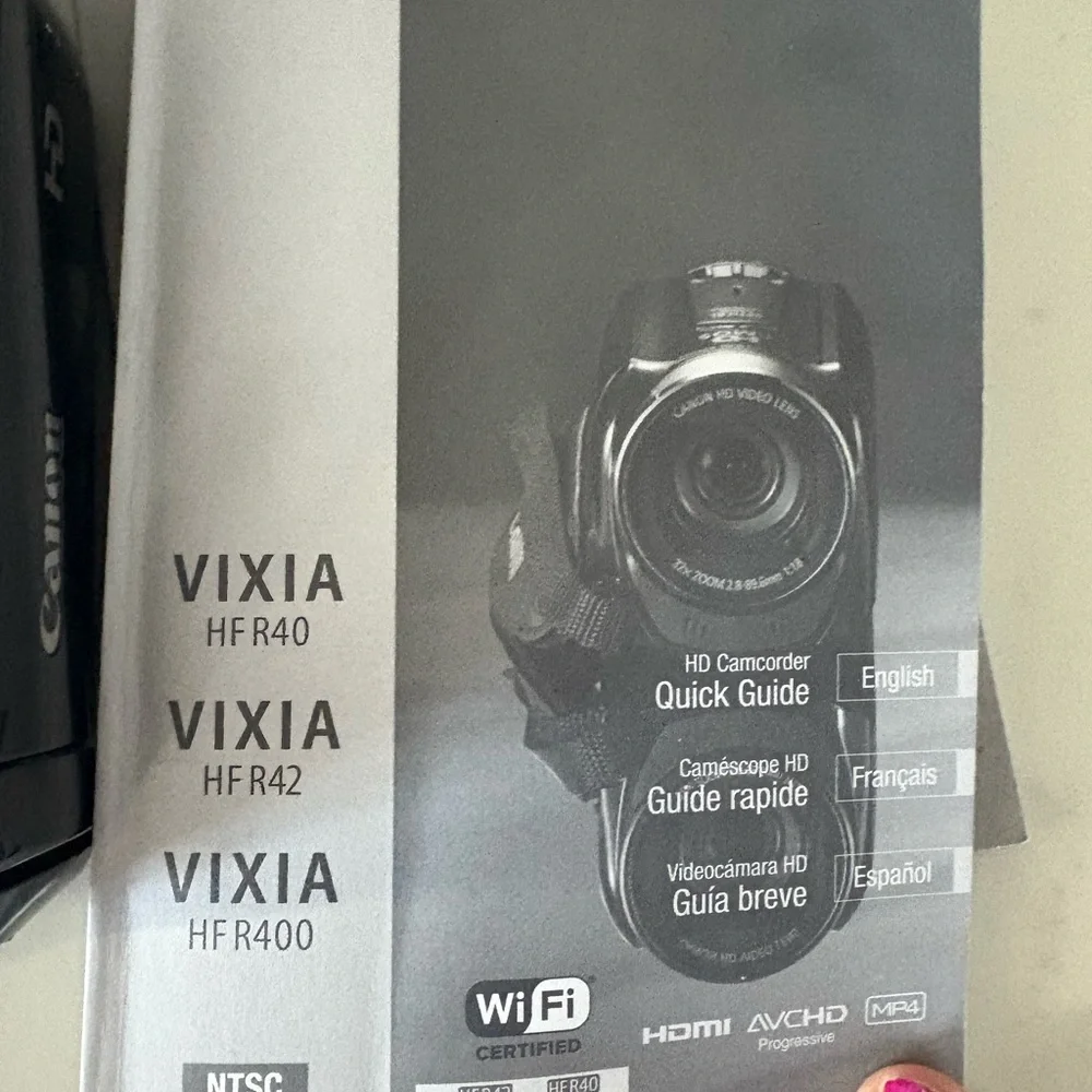 Canon VIXIA HF R400 Black Camcorder
